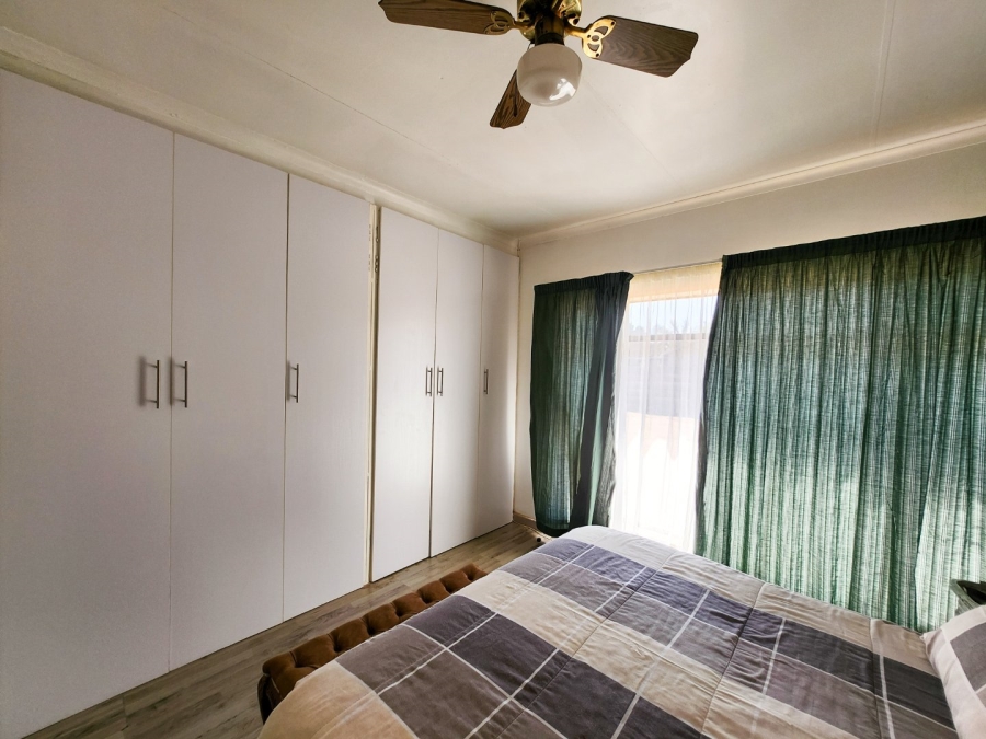 3 Bedroom Property for Sale in La Hoff North West